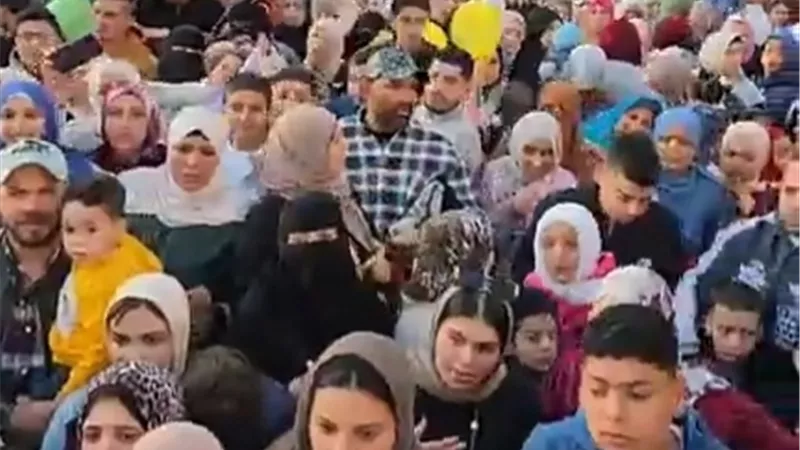 أهالي البحيرة يحتفلون بأول أيام عيد الفطر المبارك