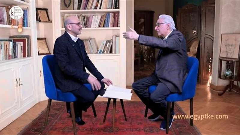 السناوي: تحفظت على انتقاد زواج ابنة عادل إمام من ابن قيادي إخواني