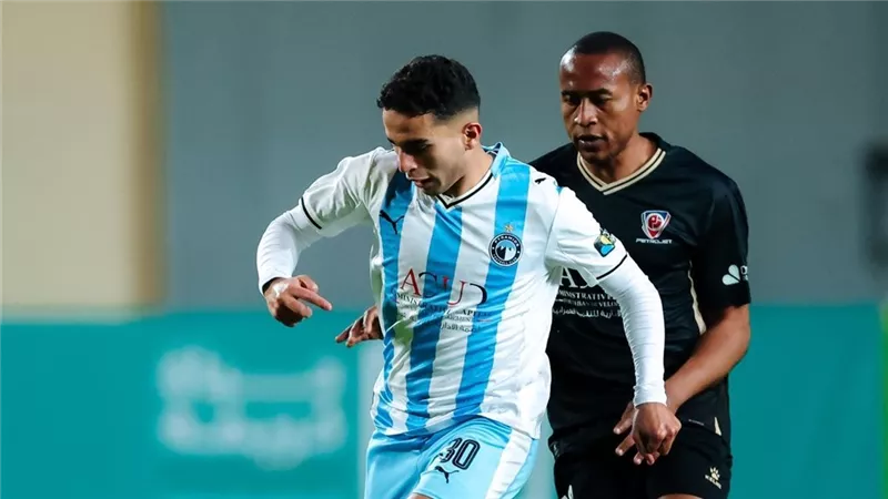 طبيب بيراميدز يكشف برنامج تأهيل محمد حمدي بعد الإصابة