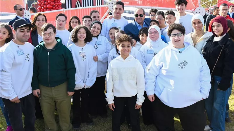 طلاب جامعة العاصمة يصنعون الفرح في “عيد سعيد“