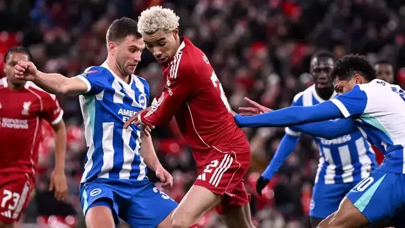 هزيمة مدوية لليفربول أمام برايتون على ملعب «آميكس» بالدوري الإنجليزي