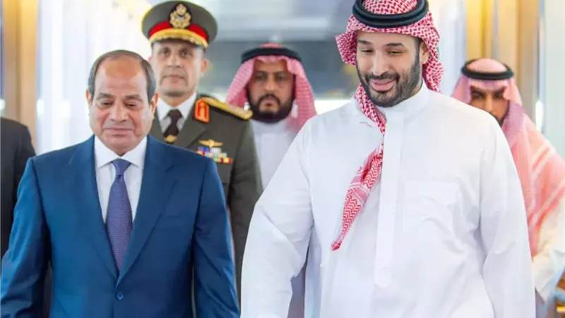 الرئيس السيسي يجدد إدانة مصر للاعتداءات الإيرانية الآثمة علي السعودية