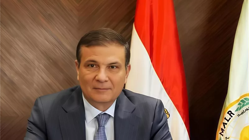 الحكومة: إزالة أي محاولات تعد على الأراضي خلال إجازة العيد فورًا 