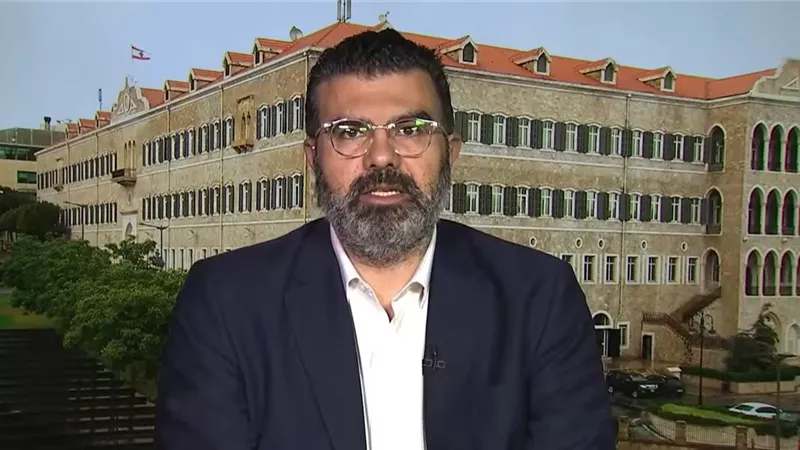 هل تتحول هجمات إيران على الخليج إلى جرائم حرب دولية؟.. أستاذ قانون يجيب