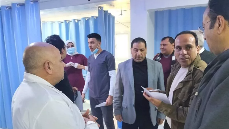  مدير الطب العلاجي بكفر الشيخ يتفقد مستشفى سيدي سالم ثاني أيام عيد الفطر
