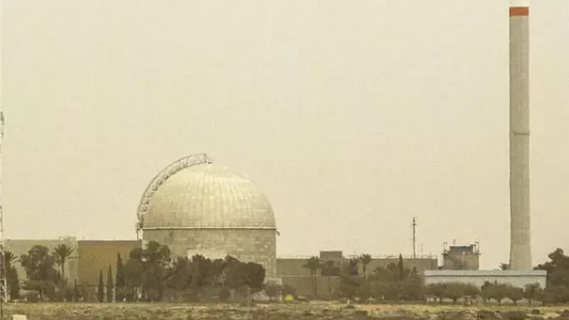 أمجد الوكيل: مفاعل ديمونة بعيد وآمن.. خطر الإشعاع محدود وقابل للإدارة