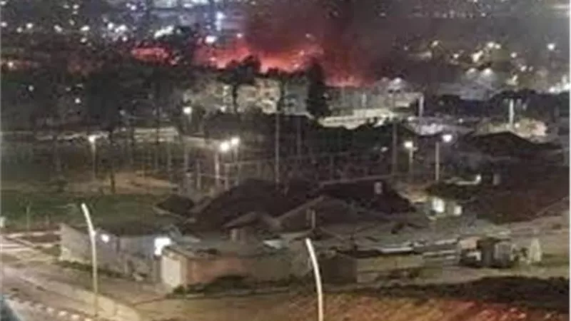 سكاي نيوز: مقتل 5 وإصابة أكثر من 100 في هجمات صاروخية إيرانية على عراد