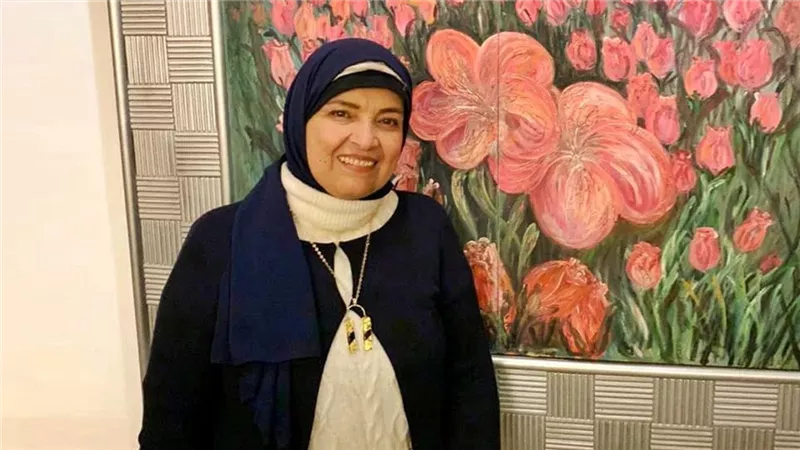 ذكرى ميلاد منى علي رجب.. فنانة أكاديمية صنعت بصمة في فن الجداريات