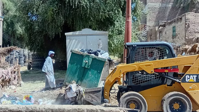 لحماية المظهر الحضاري.. رفع 20 طن مخلفات بمراكز الأقصر خلال عطلة العيد
