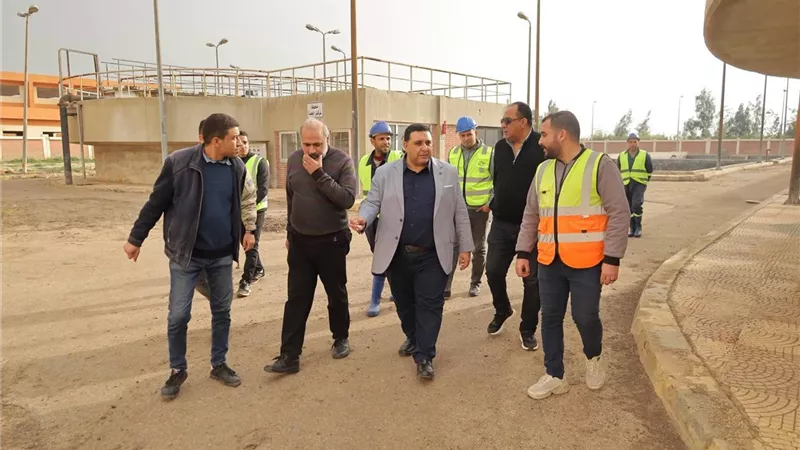 رئيس مياه البحيرة يتفقد محطة معالجة صرف صحي شرنوب ويشيد بجاهزية العاملين 