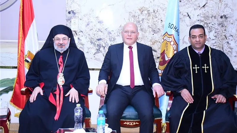 وفد الكنائس يهنئ جامعة سوهاج بعيد الفطر ويؤكد وحدة الوطن