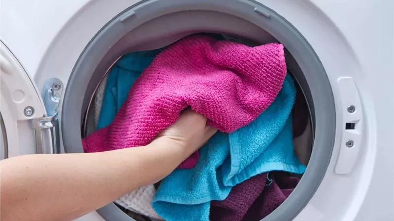 منها الخل.. نصائح للحفاظ على غسالتك من العفن 