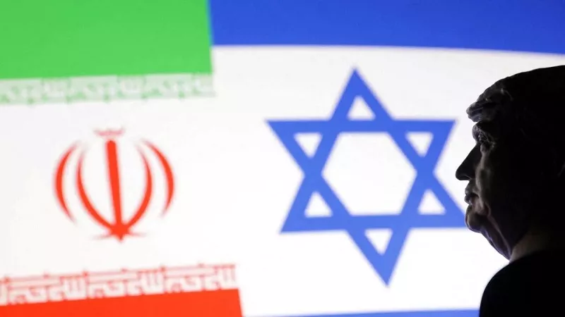 مختار حداد: مفاوضات بين طهران وواشنطن وإيران تتمسك بالصواريخ 