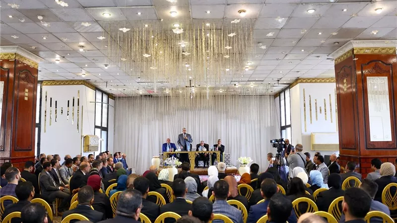 عبد الحليم علام يطالب المحامين الجدد بالتحلي بالنزاهة وحسن المظهر