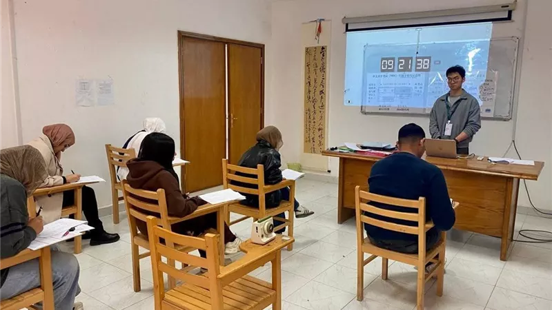 معهد كونفوشيوس بقناة السويس ينظم اختبارات HSK وHSKK بمشاركة 93 دارسًا