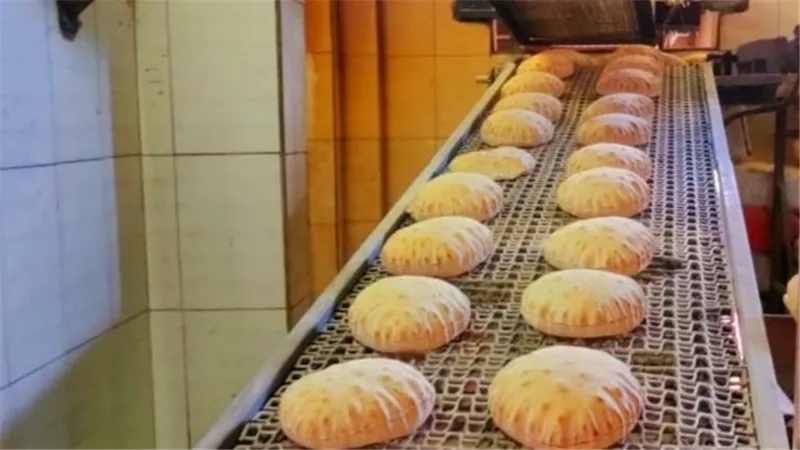 بسبب نقص الوزن وتهريب الدقيق.. 