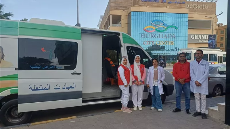 الصحة: 4698 خدمة مجانية عبر القوافل العلاجية في ثاني وثالث أيام عيد الفطر