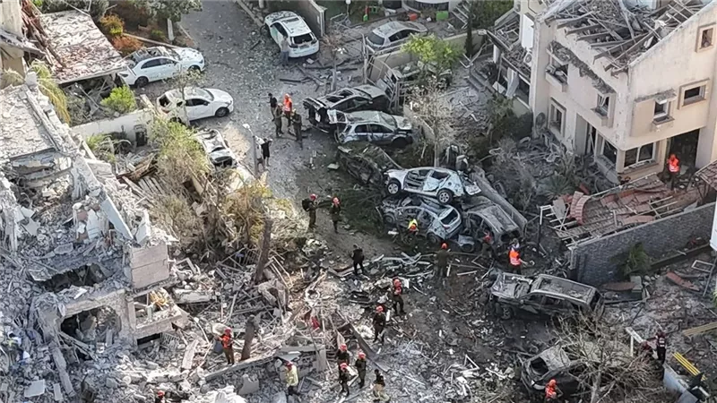 صاروخ إيراني يستهدف مصنعا يحتوي مواد خطيرة بإسرائيل