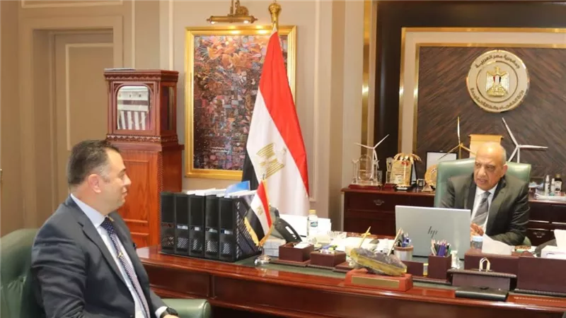 وزير الكهرباء يبحث مستجدات تنفيذ مشروع المحطة النووية بالضبعة