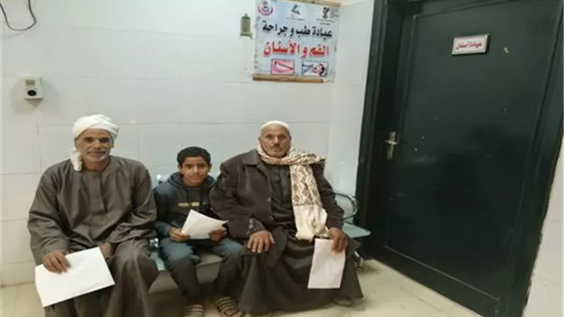 «صحة المنيا» تنظم قافلة طبية مجانية بقرية منشأة الشريعي بسمالوط