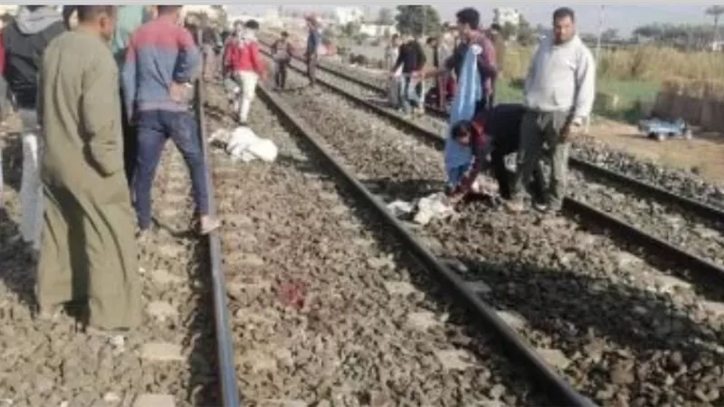 مصرع عاملين بالسكة الحديد خلال إصلاح الأعطال بمحطة الواسطى