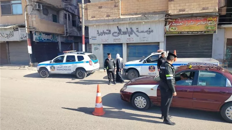 مرور الشرقية.. التحفظ على عشرات الدراجات والسرفيس المخالفين للسير 