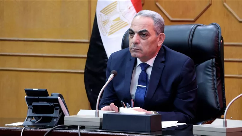 محافظ الإسماعيلية يوجه برفع درجة الاستعداد لمواجهة التقلبات الجوية