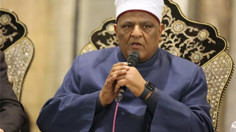 رغم سوء الأحوال الجوية.. استمرار العمل في لجان الفتوى بالأزهر الشريف