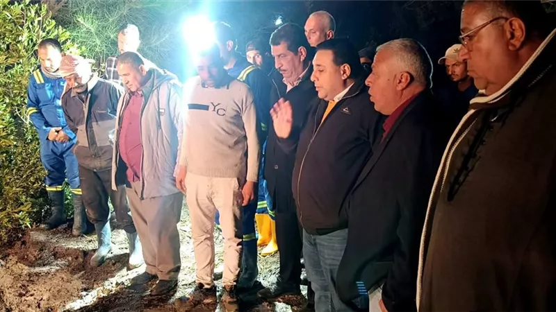 استمرار أعمال إصلاح خط طرد بوادي النطرون بحضور رئيس مياه البحيرة