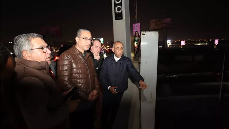 محافظ الجيزة يتابع ميدانيًا خطة ترشيد الكهرباء بالمحاور الرئيسية 