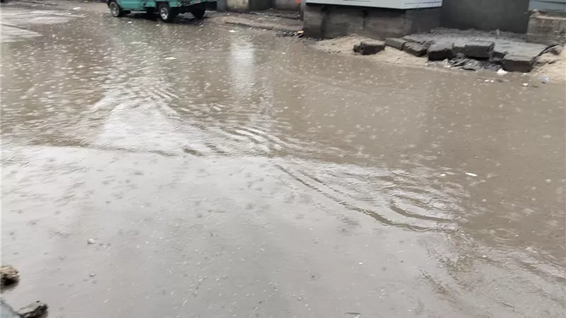 أمطار غزيرة وسحب منخفضة وطقس سيء في كفرالشيخ منذ الصباح