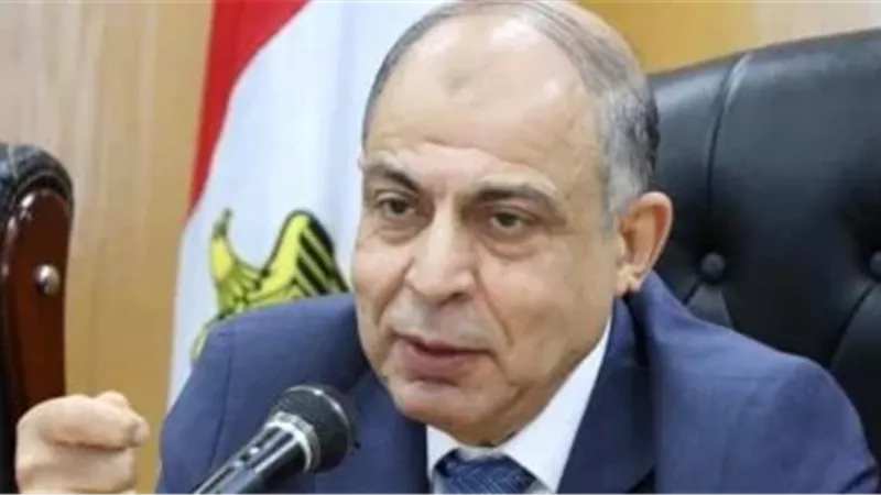 ربط غرف العمليات المنيا بالشبكة الوطنية الطوارئ لمواجهة الطقس السىء