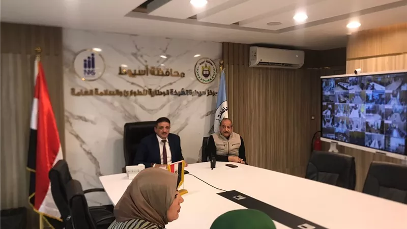 محافظ أسيوط: غرفة العمليات في انعقاد دائم لمتابعة حالة الطقس 
