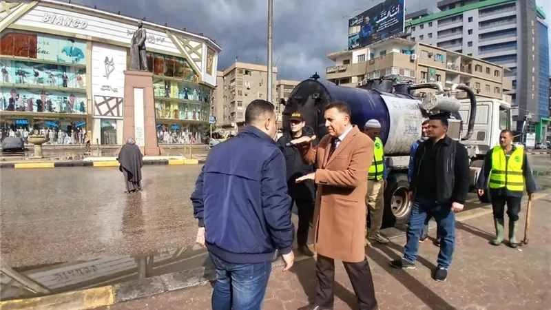 محافظ القليوبية يتفقد أنفاق بنها ويوجه بالتعامل مع أي تراكمات للمياه