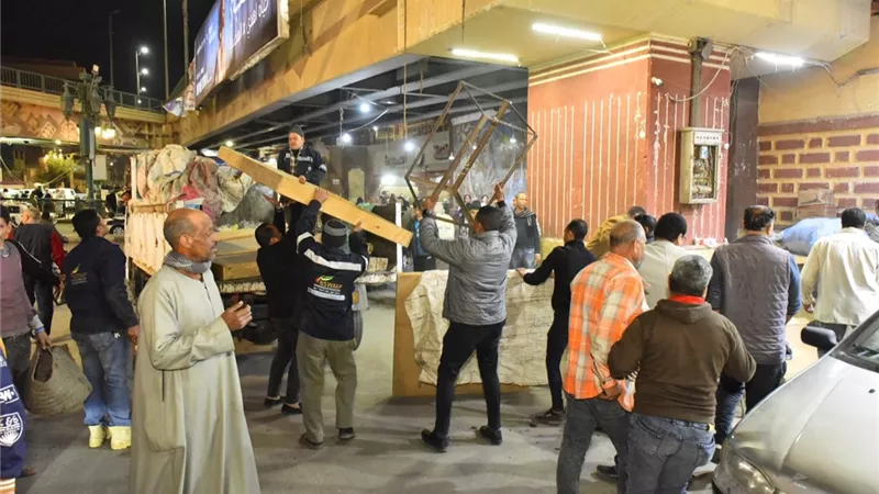 محافظ أسيوط يقود حملة موسعة لرفع الإشغالات بحيي شرق وغرب 