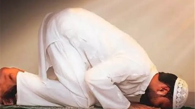 هل يجوز الصلاة في البيت عند نزول المطر؟.. دار الإفتاء تجيب 