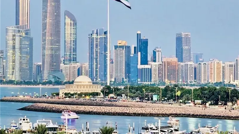 مقتل شخصين وإصابة ثلاثة آخرين نتيجة شظايا صاروخ باليستي بأبو ظبي