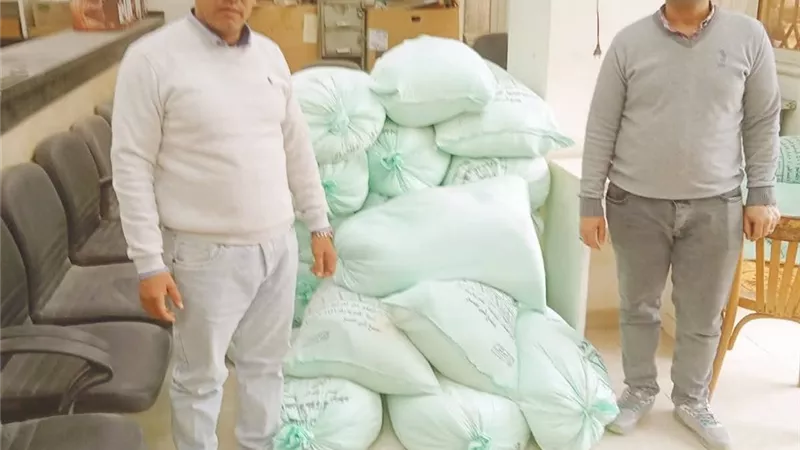 ضبط 21 جوال دقيق بلدي بأبوتيج وتكثيف الحملات  لإحكام الرقابة على الأسواق