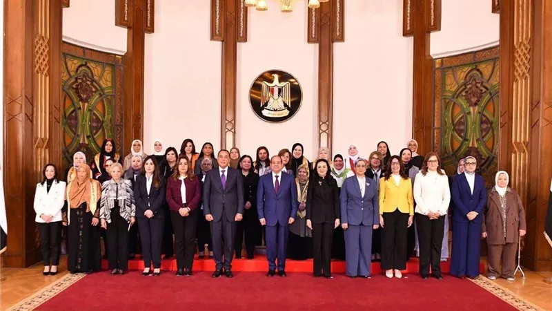 وزيرة الثقافة:برنامج «دولة الفنون والإبداع» يعزز دور القوى الناعمة المصرية