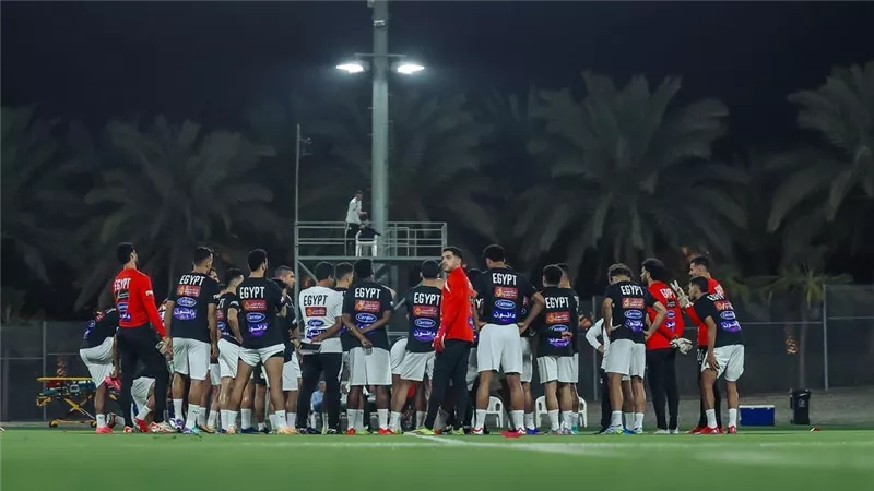 حسام حسن يُهدد لاعب الأهلي بالاستبعاد من كأس العالم |خاص