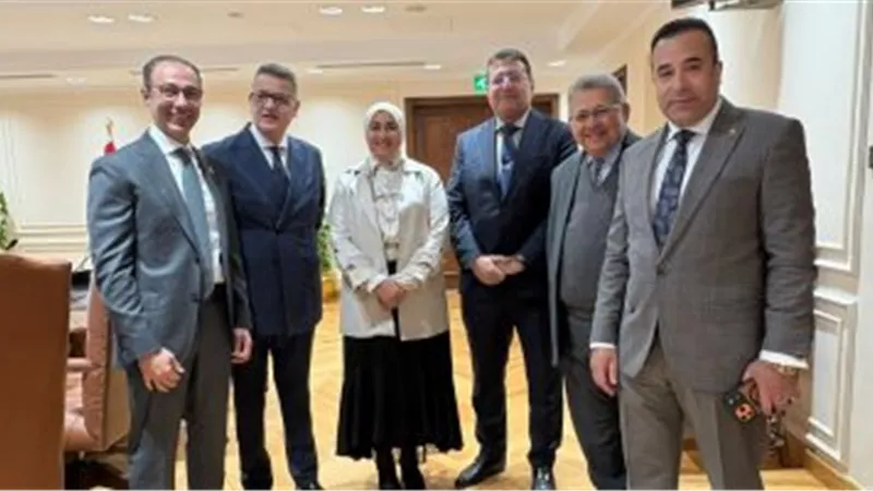 رئيس مجلس النواب يعقد اجتماعاً مع رؤساء اللجان النوعية لمناقشة أجندة العمل