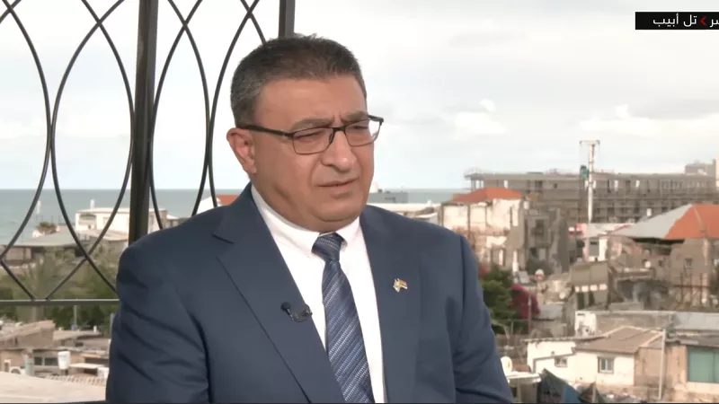 مندي صفدي: الحسم العسكري لإيران رهين بتحرك الشارع|فيديو