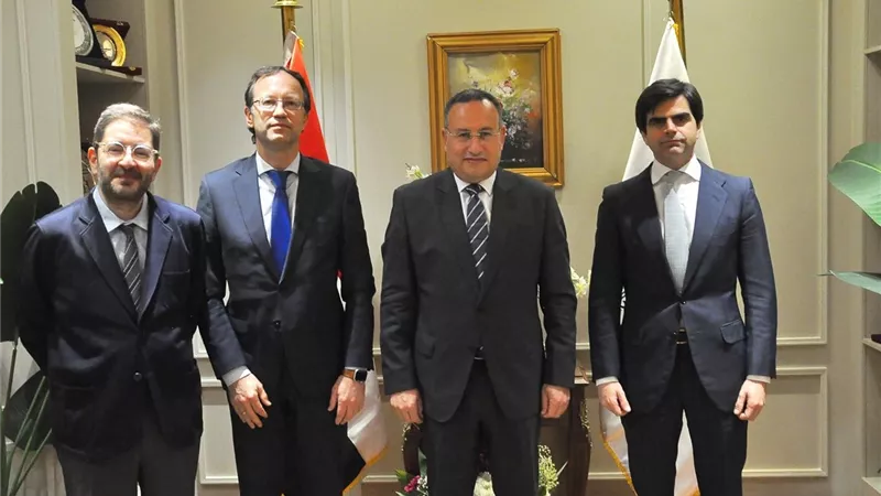 وزير التعليم العالي: برامج مشتركة مع جامعات إسبانيا وفرص تدريب جديدة