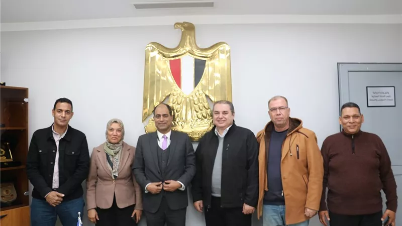 رئيس المواصفات والجودة يتفقد الموانئ لتسريع الإفراج الجمركي