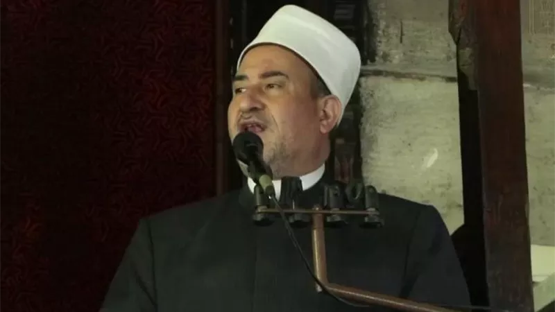 خطيب الجامع الأزهر: الحفاظ على الأوطان وحماية أمنها واجب شرعي