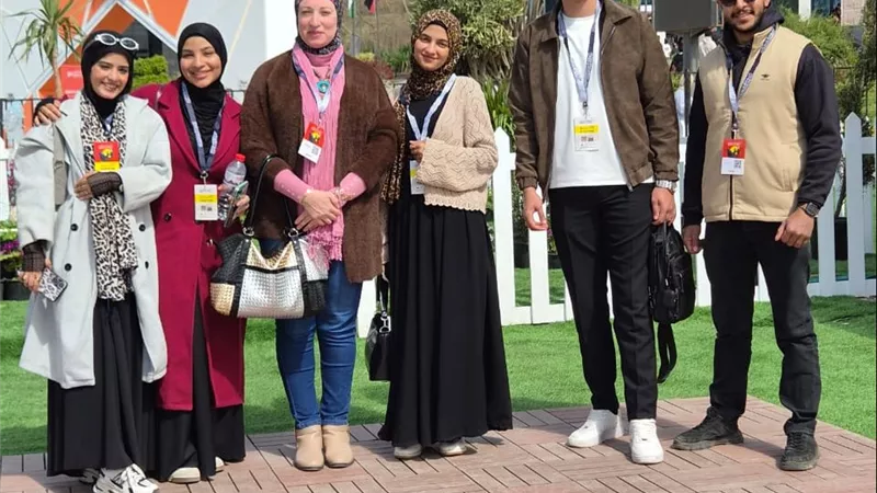 من القاعات إلى المعارض .. طلاب حلوان التكنولوجية يواكبون صناعة الأزياء