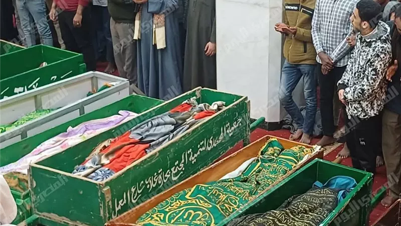 حكم كتابة بعض الآيات والأذكار على الكفن.. دار الإفتاء تجيب