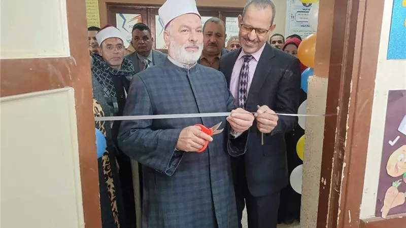 لمتابعة معايير الجودة.. رئيس أزهر سوهاج يزور معاهد طما وطهطا وجهينة