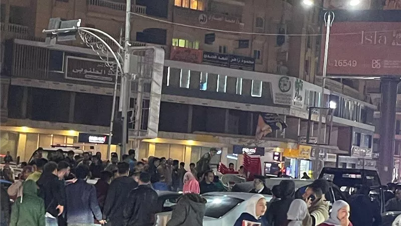  تشميع مقهي بكفر الشيخ خالف قرار رئيس مجلس الوزراء 