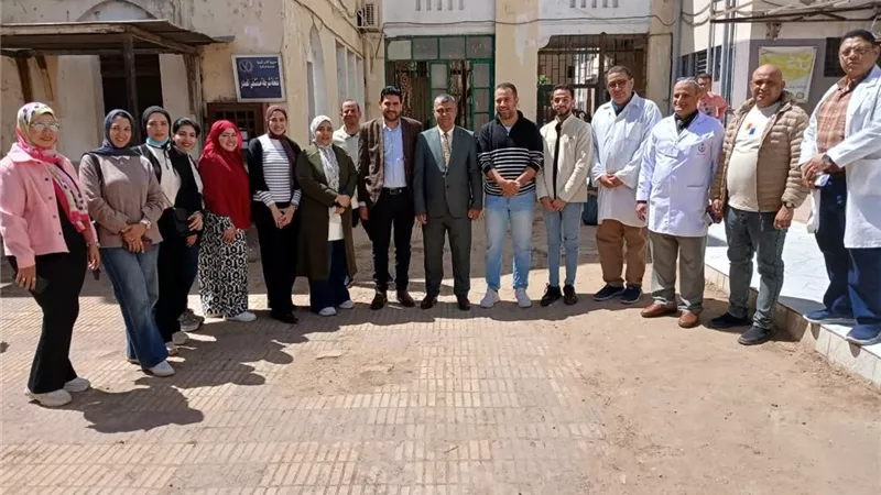 وكيل الصحة بالمنيا يتفقد مستشفى الصدر لتطوير المنظومة الصحية